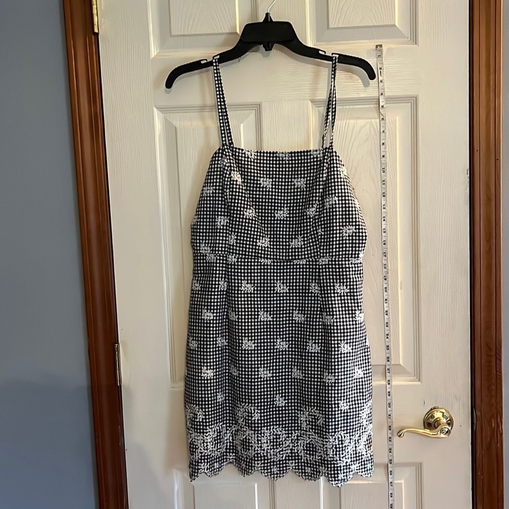 NWT-Madeline & Monroe-XS-black & white checkered sundress,Embroidered detailing